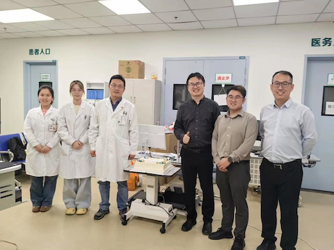 ¡Buenas noticias! ¡Celebramos con entusiasmo la instalación oficial del detector de ojo seco D500 de ZD Medical Inc. en el Hospital Tongren de Pekín!